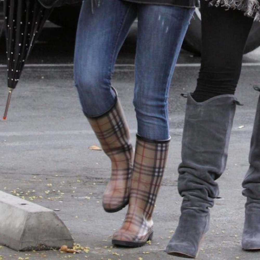 Authentic burberry rain boots